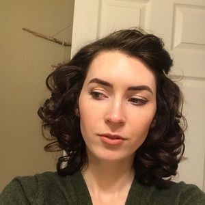 Meet your Posher, Allison
